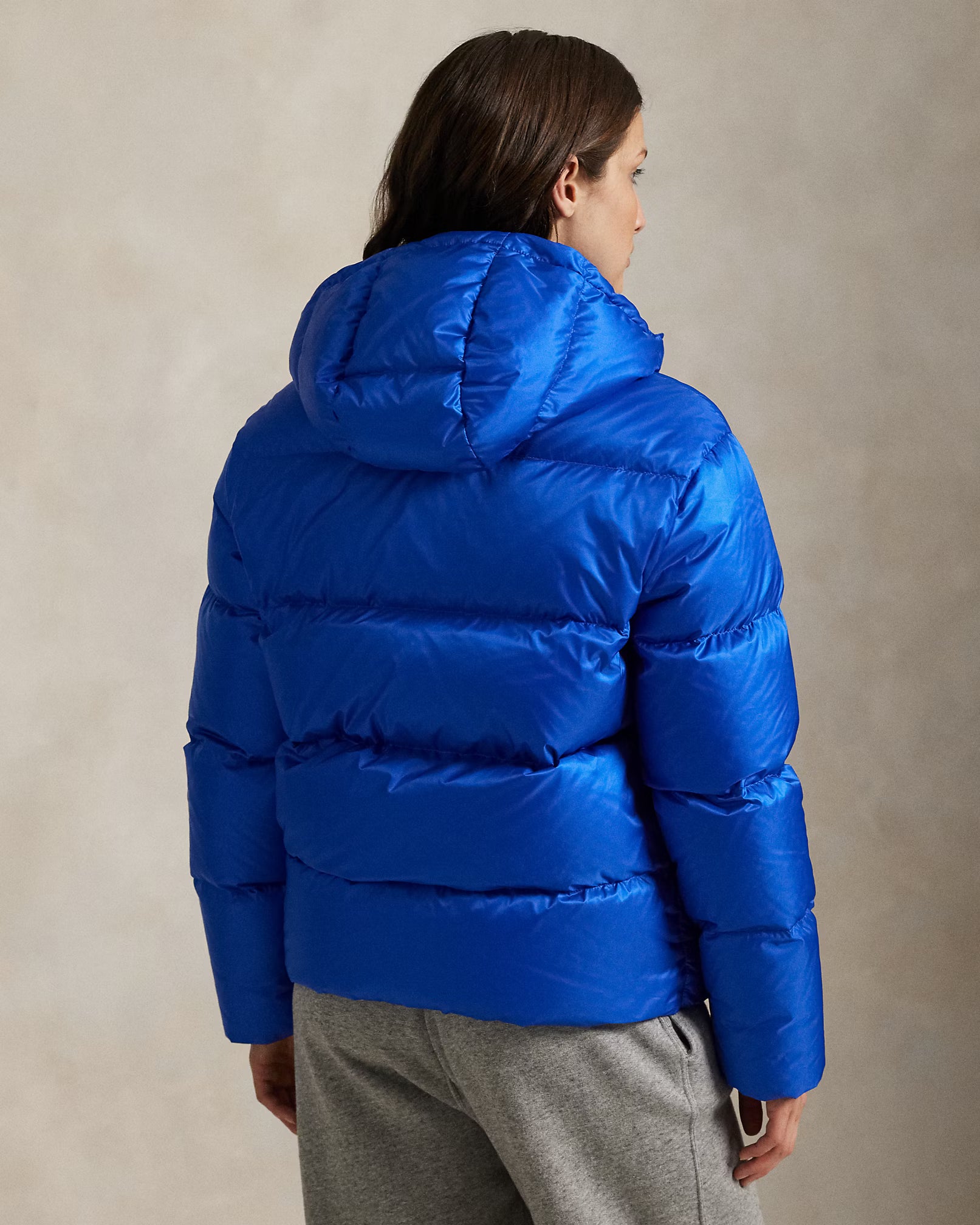 Jaqueta puffer de plumas de peso médio