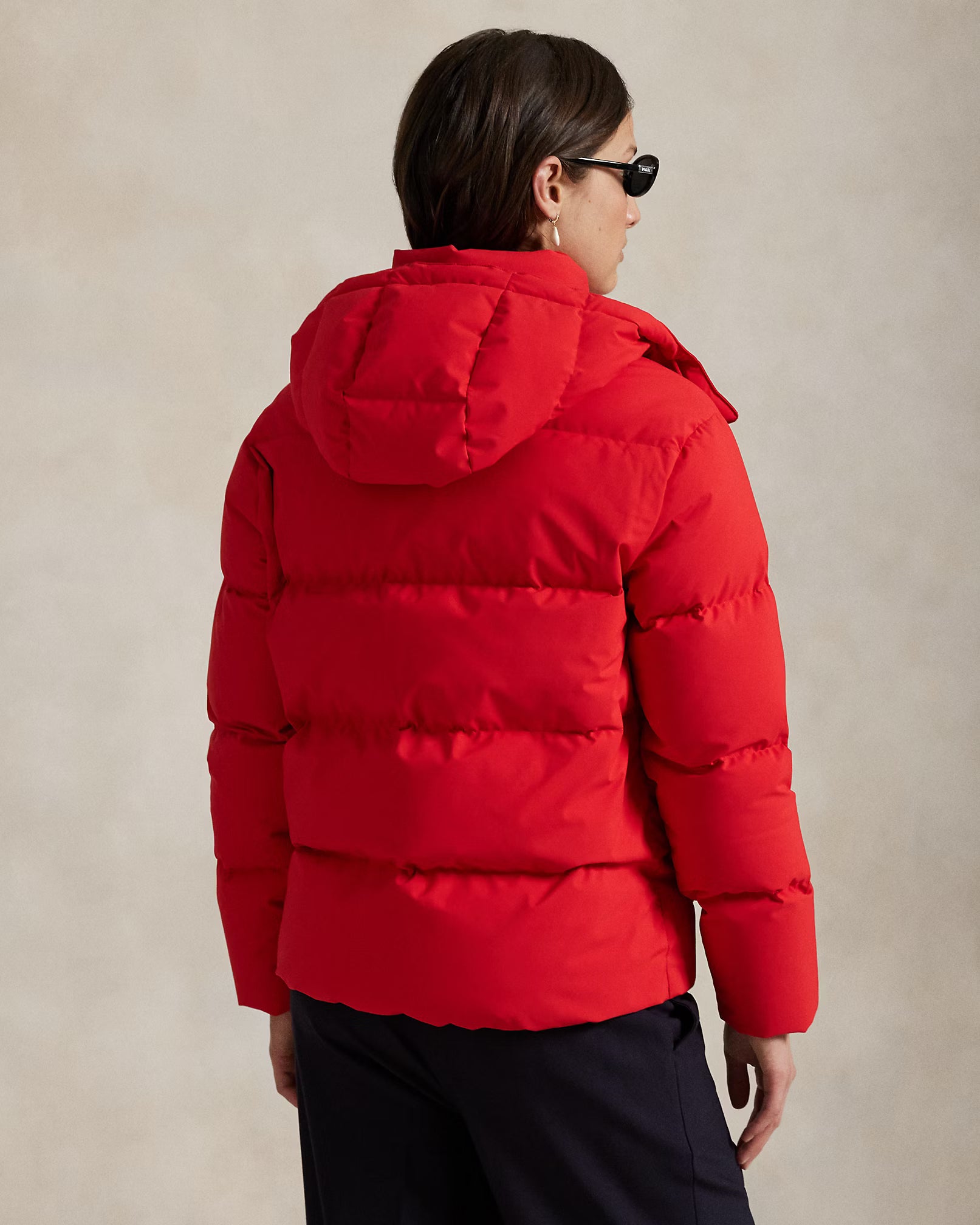 Jaqueta puffer de plumas de peso médio